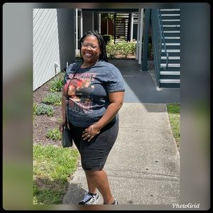 Meet your Posher, Chiquita